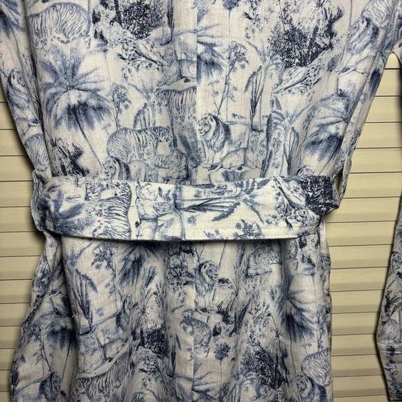 Rachel Zoe Safari Print Belted Button-Down Top Blue White Women’s Size S White - Picture 4 of 15